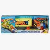 Hot Wheels Plastic Crashing Rig GCK39