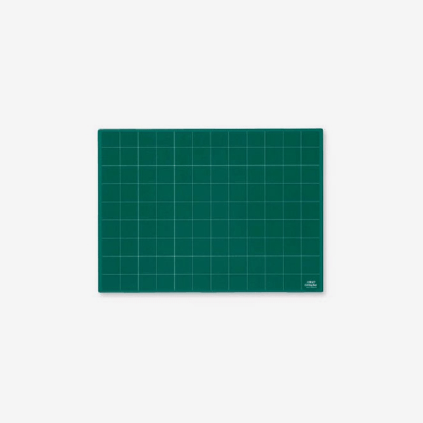 Olfa Professional Cutting Mats Size 620 x 450mm - thestationerycompany.pk